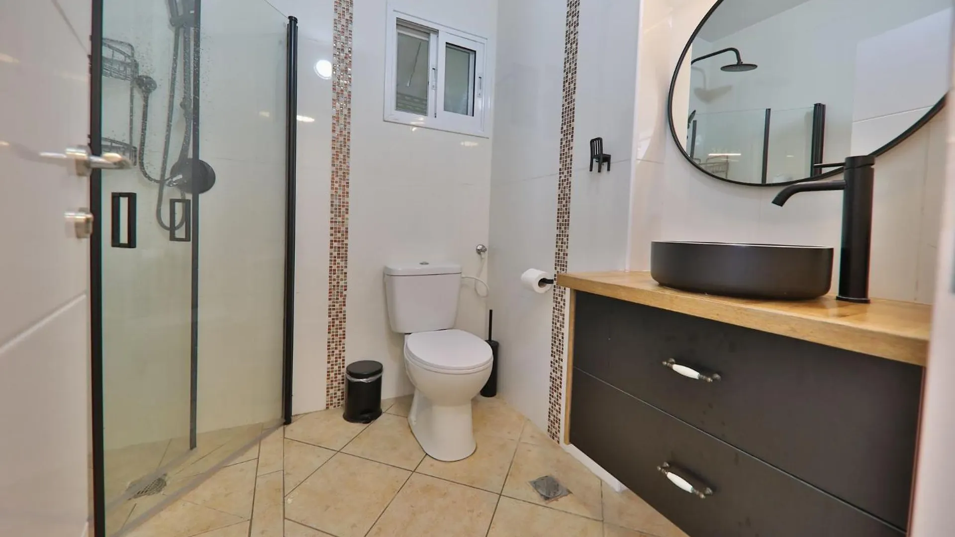 דירות קו ראשון לחוף - Apartments First Line To The Beach Qiryat Yam